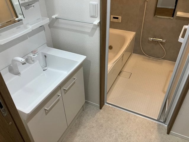 フロンティアの物件内観写真