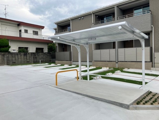 フロンティアの物件内観写真