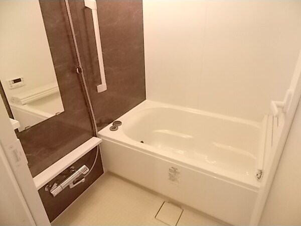 グランシャトゥ那古野の物件内観写真