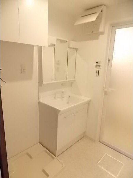 グランシャトゥ那古野の物件内観写真