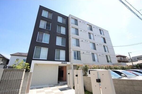 Branche桜山Chambreの物件外観写真