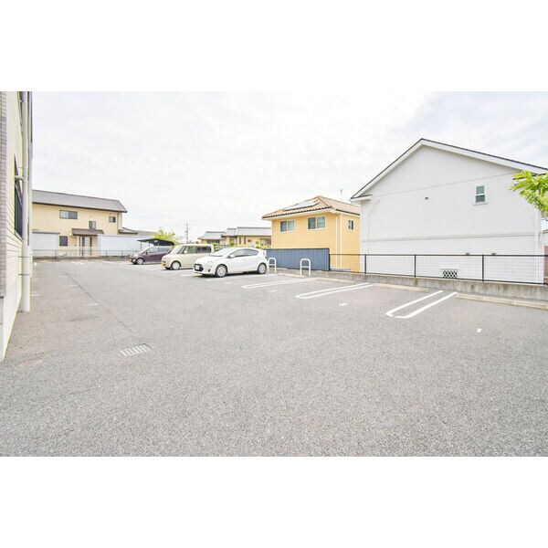 プランドールⅢの物件外観写真