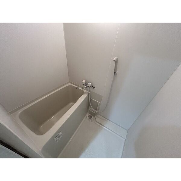 クレフラスト野並B棟の物件内観写真