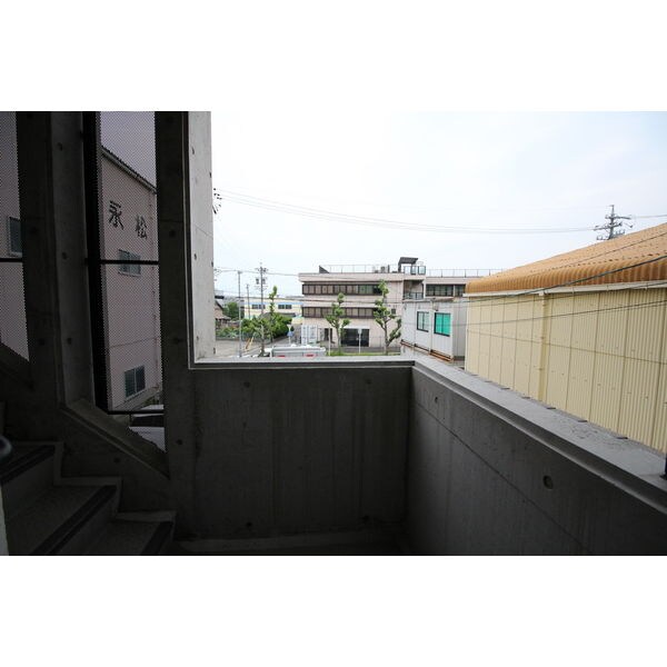 プランドール荒子川公園の物件内観写真