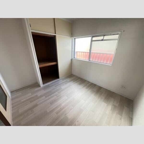 バロン幸定野の物件内観写真