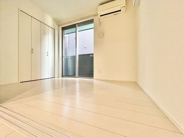 アラウンドスカイの物件内観写真