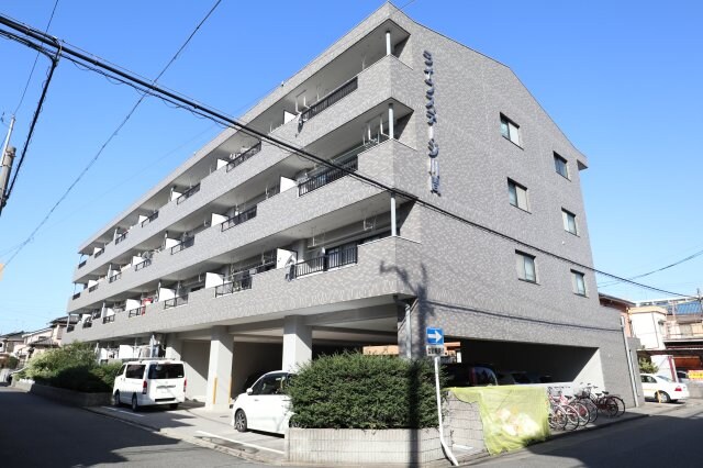 ライフステージ川間の物件外観写真