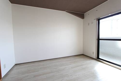 ライフステージ川間の物件内観写真