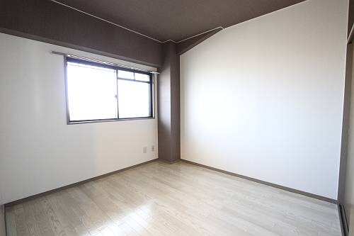 ライフステージ川間の物件内観写真