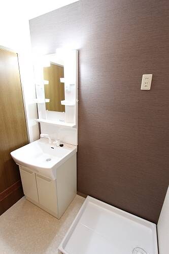 ライフステージ川間の物件内観写真