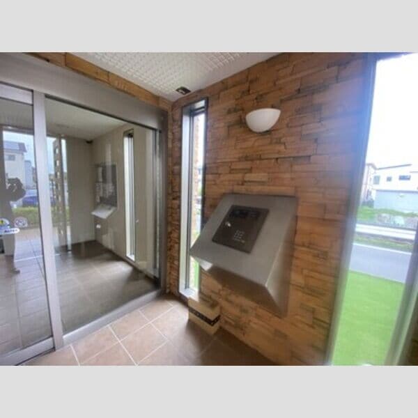 コモン・ガル小垣江(V)の物件外観写真