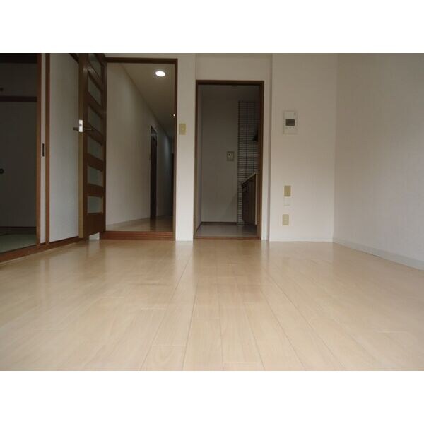 ラウムズ虹ヶ丘の物件内観写真