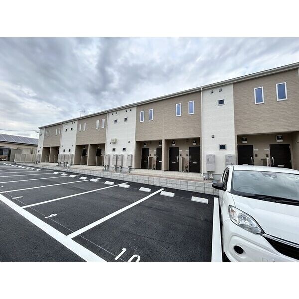 フィオーレ中前田の物件外観写真