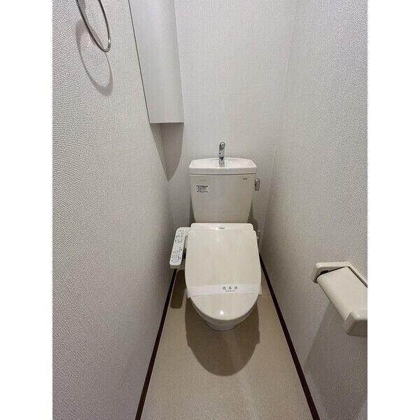 フィオーレ中前田の物件内観写真