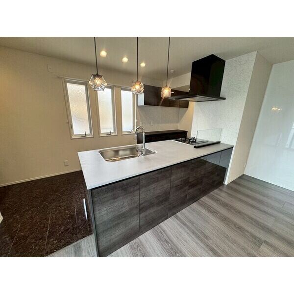 Croix Rousseの物件内観写真