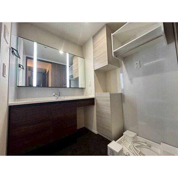 Croix Rousseの物件内観写真