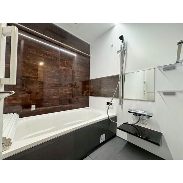 Croix Rousseの物件内観写真