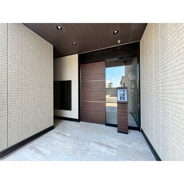 Croix Rousseの物件内観写真