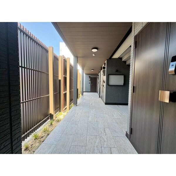 Croix Rousseの物件内観写真