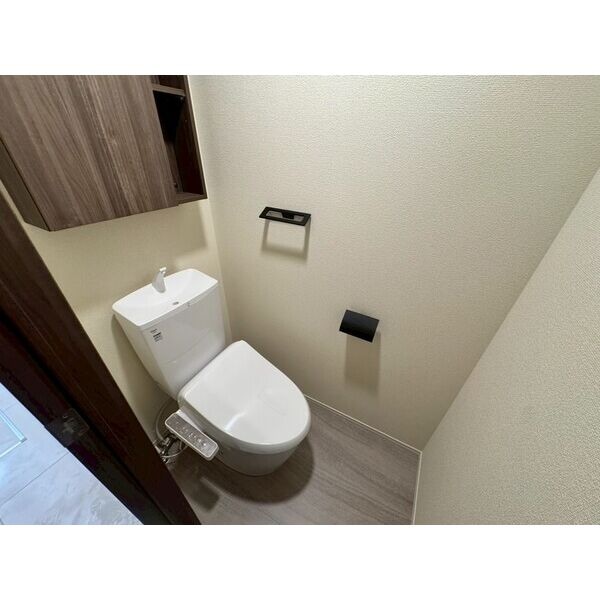 Croix Rousseの物件内観写真