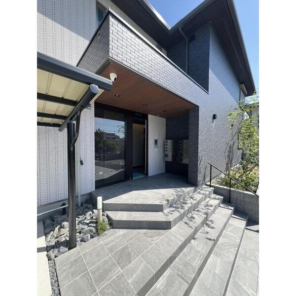 FORTUNATAの物件外観写真