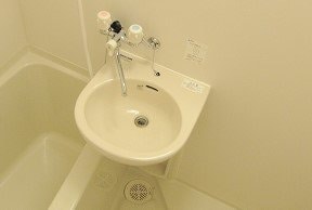 レオパレス稲葉地本通の物件内観写真