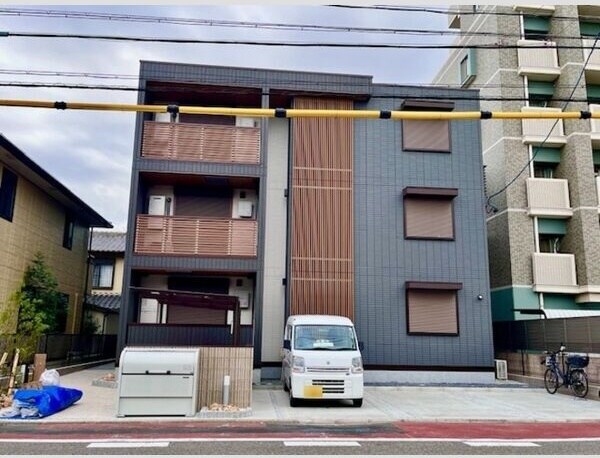 セレスティア松葉町の物件外観写真