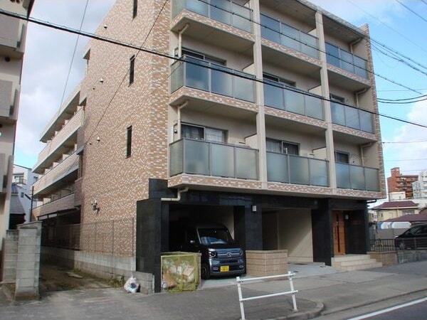 プリミエール矢田の物件外観写真