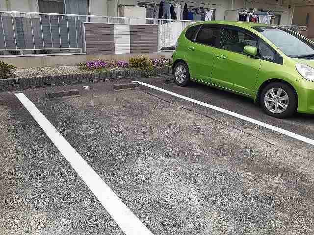 メゾンエクセル日比津の物件外観写真