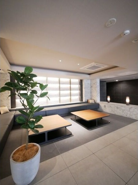 レ・ジェイド金山グランデの物件外観写真