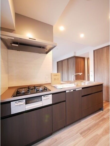 レ・ジェイド金山グランデの物件内観写真