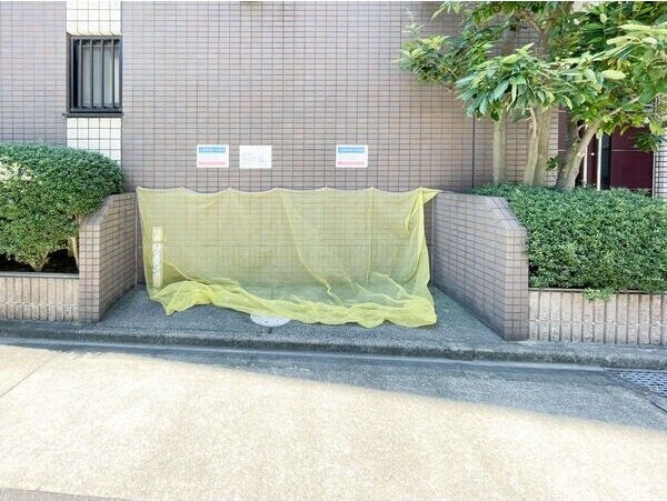 オンディーヌ花の木の物件外観写真