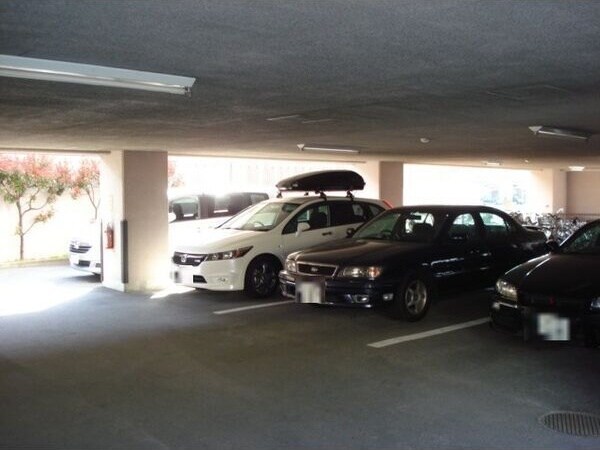 グランドメゾン中小田井の物件外観写真