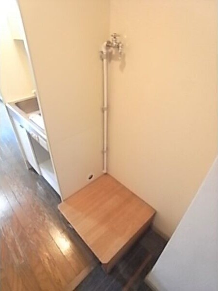 神宮前駅 徒歩3分 3階の物件内観写真