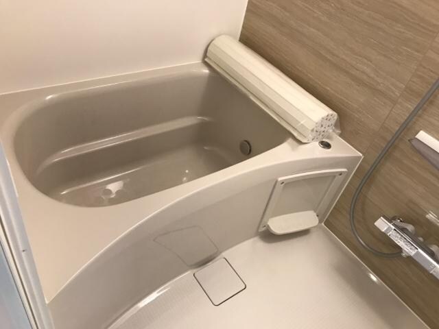 パルク名城の物件内観写真