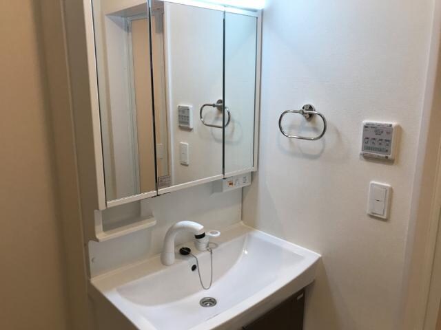 パルク名城の物件内観写真