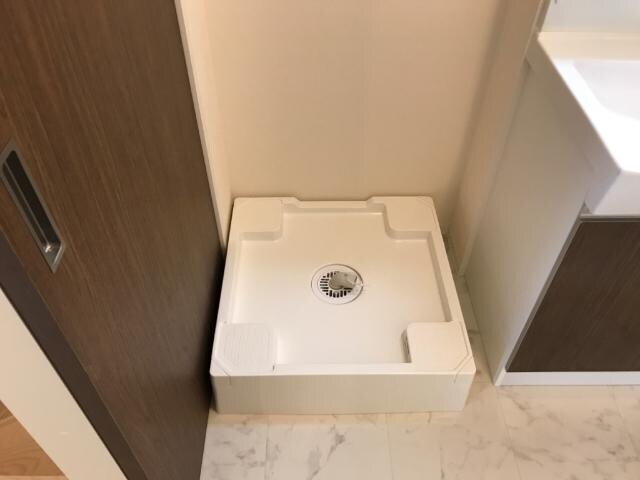 パルク名城の物件内観写真