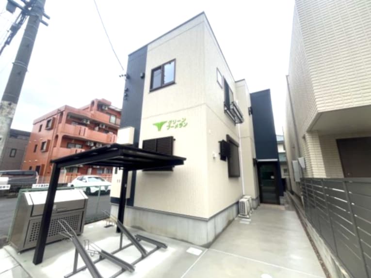 愛知県名古屋市千種区本山町２丁目の物件外観写真