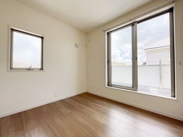 ドマーニ一色新町3号棟の物件内観写真