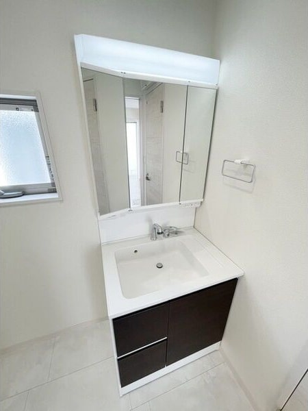 ドマーニ一色新町3号棟の物件内観写真