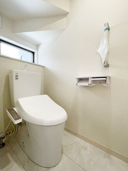 ドマーニ一色新町3号棟の物件内観写真