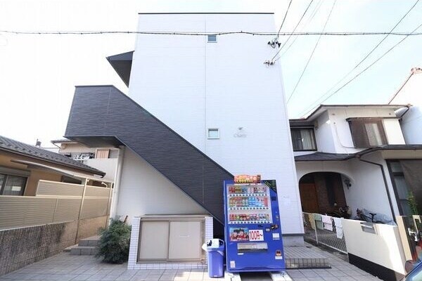 シェリール本陣の物件外観写真