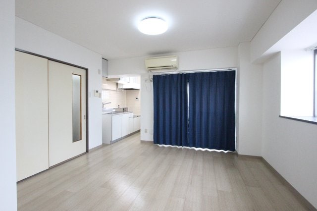 坂井戸マンションの物件内観写真