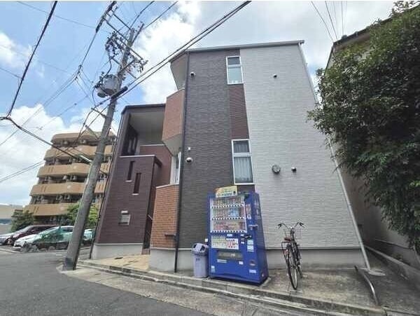 オークラレジデンス栄生の物件外観写真