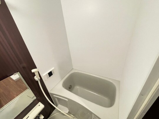 Glanz栄生の物件内観写真