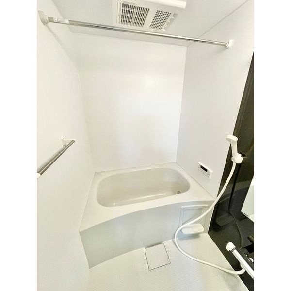 CRASTINE弥次ヱ町4丁目B棟の物件内観写真