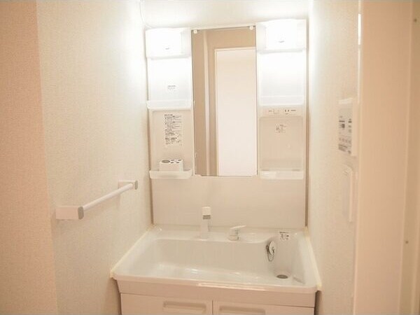 中島駅 徒歩16分 1階の物件内観写真