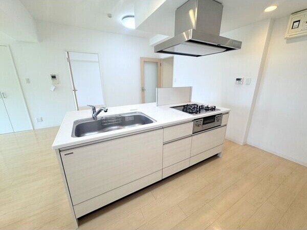 浅間町駅 徒歩6分 9階の物件内観写真