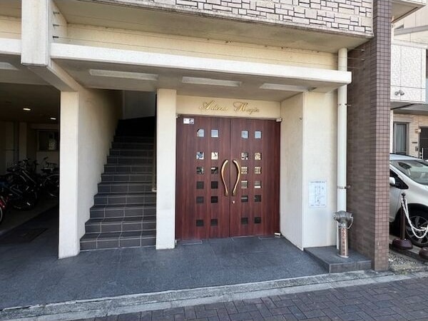 本陣駅 徒歩1分 5階の物件外観写真