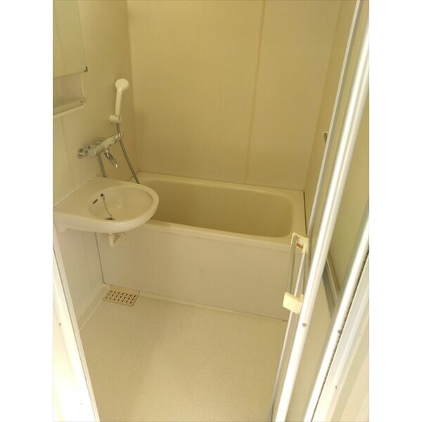 矢場町駅 徒歩8分 7階の物件内観写真